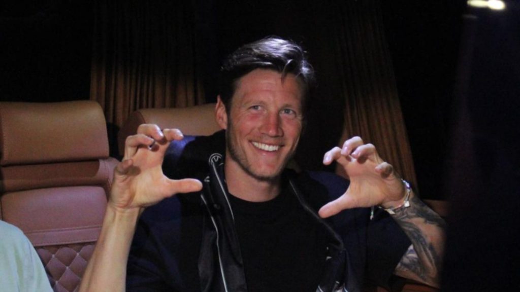 besiktas wout weghorstu acikladi MHnwIhDB