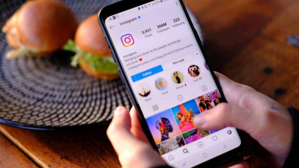 Rakamlar büyük! Türkler, Instagram'da aylık 21 saat vakit geçiriyor 3 rakamlar buyuk turkler instagramda aylik 21 saat vakit geciriyor ffecc7833cfe0c6a31b9098518349104