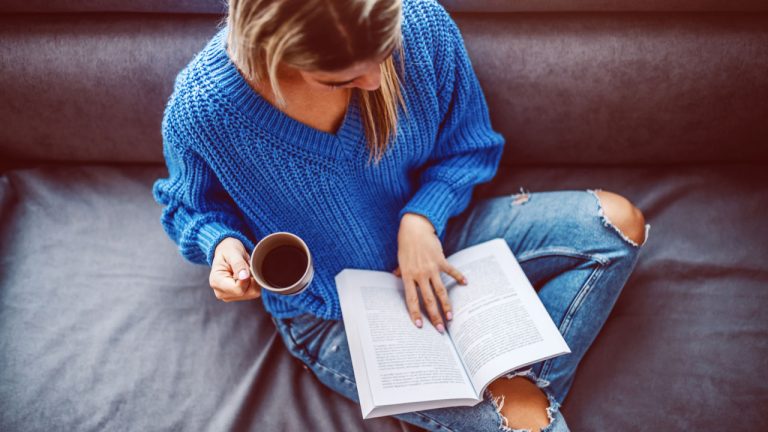 sizin de kafanizin icinde size kitap okuyan bir ic sesiniz olabilir LcwZbs6e