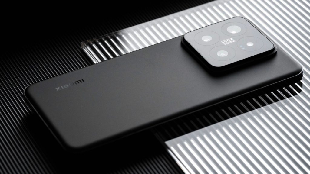 xiaomi 14 ve oneplus 12 karsi karsiya hangisi daha iyi SWUkFJKD