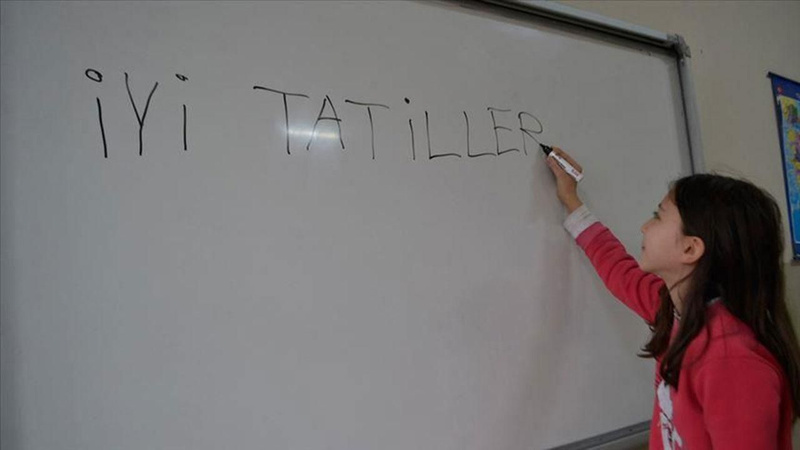 yaz tatili suresi uzatildi ogrenciler resmen tatile doyacak 4 cONTSsdI